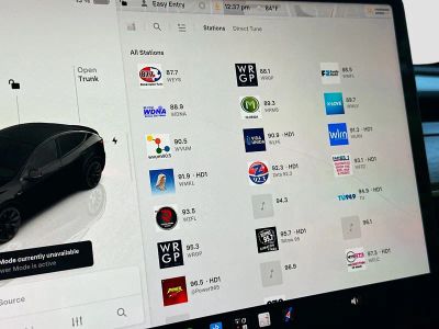 2022 Tesla Model Y — photo 14 view
