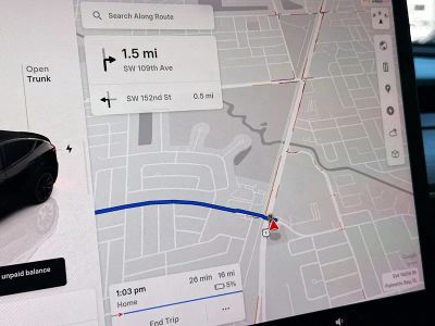 2022 Tesla Model Y — photo 12 view