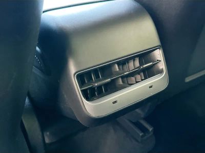 2022 Tesla Model Y — photo 24 view
