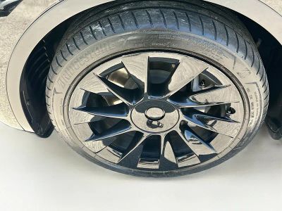 2022 Tesla Model Y — photo 31 view