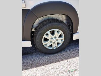 2027 Pleasure-Way Lexor — photo 19 view