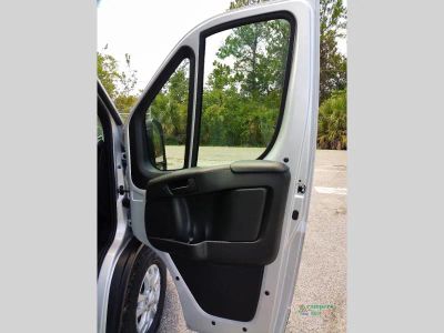2027 Pleasure-Way Lexor — photo 8 view