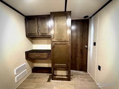 2020 Keystone Montana - Photo 17