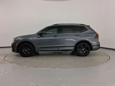 2023 Volkswagen Tiguan SUV - Photo 2
