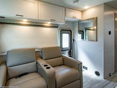 2026 Thor Motor Coach Four Winds - Photo 8