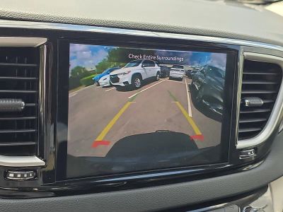 2023 Chrysler Pacifica — photo 25 view