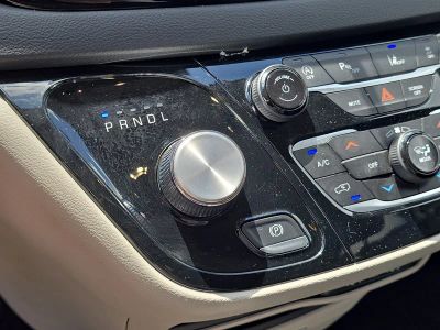 2023 Chrysler Pacifica — photo 28 view
