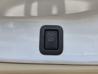 2017 Toyota Highlander - Photo 29