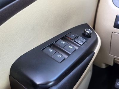 2017 Toyota Highlander - Photo 14