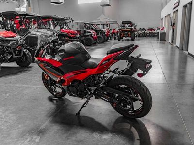 2025 Kawasaki Ninja 500 SE ABS - Photo 5