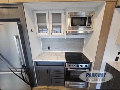 2024 Dutchmen RV Aspen Trail Loft - Photo 17