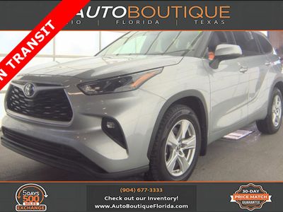 2022 Toyota Highlander - Photo 1