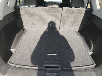 2024 Nissan Rogue — photo 11 view