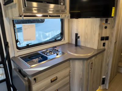 2026 Winnebago VIEW — photo 10 view
