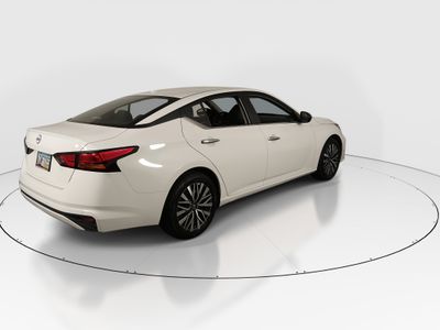2025 Nissan Altima — photo 7 view