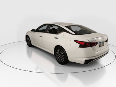 2025 Nissan Altima — detail view