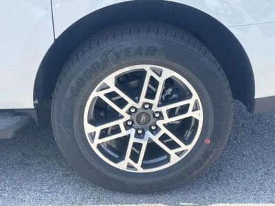 2026 Ford Expedition Max - Photo 8