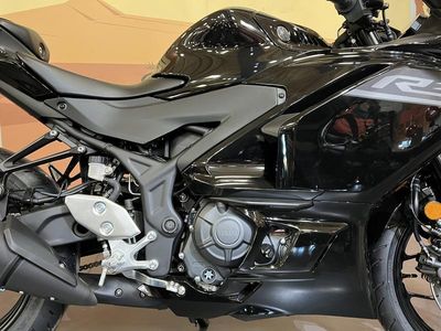 2026 Yamaha YZF-R3 - Photo 11