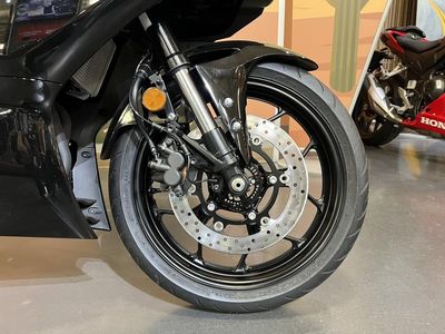2026 Yamaha YZF-R3 - Photo 10