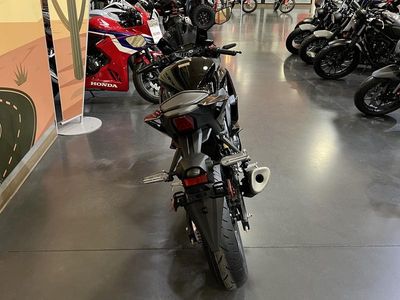 2026 Yamaha YZF-R3 - Photo 5