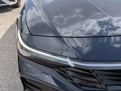 2026 Hyundai ELANTRA — photo 10 view