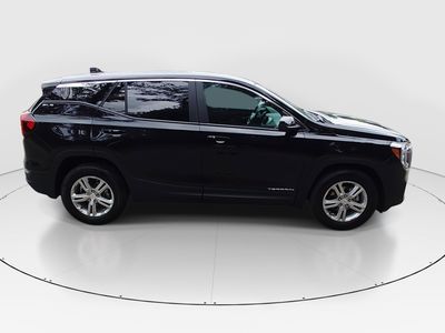 2024 GMC Terrain — photo 8 view