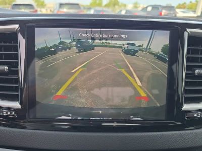 2024 Chrysler Pacifica — photo 18 view