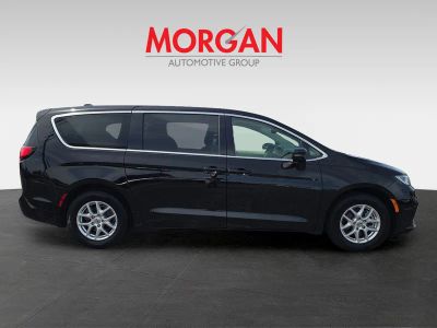 2024 Chrysler Pacifica — rear three-quarter view