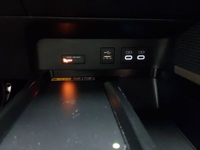 2025 Toyota Camry — photo 17 view
