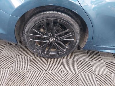 2025 Toyota Camry — photo 10 view