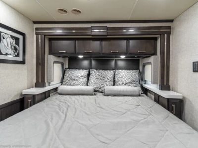 2023 Thor Motor Coach Tuscany - Photo 33