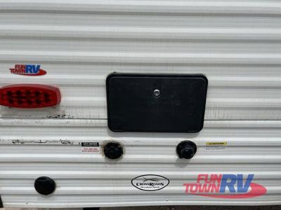 2024 CrossRoads RV Zinger - Photo 15