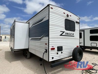 2024 CrossRoads RV Zinger - Photo 13