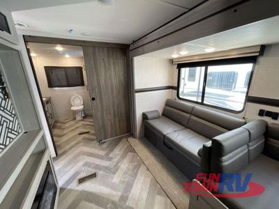 2024 CrossRoads RV Zinger - Photo 8