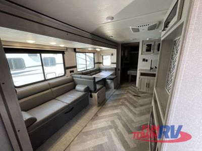 2024 CrossRoads RV Zinger - Photo 10