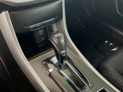 2014 Honda Accord — photo 16 view
