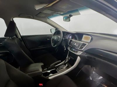 2014 Honda Accord — photo 8 view