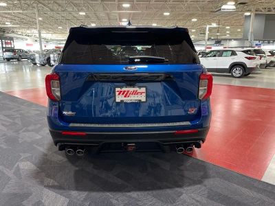 2020 Ford Explorer — interior view