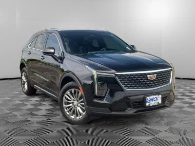 2024 Cadillac XT4 — detail view