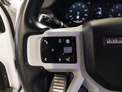 2025 Land Rover Defender - Photo 9