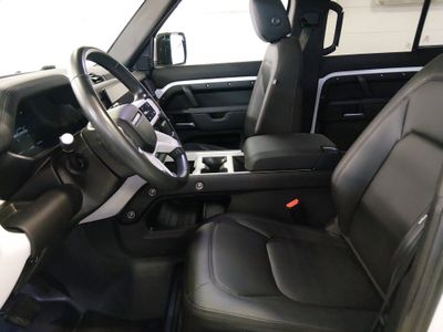 2025 Land Rover Defender - Photo 15