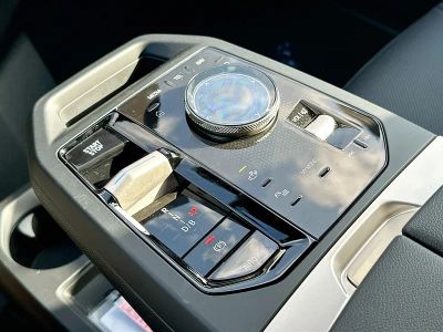 2026 BMW iX — photo 14 view