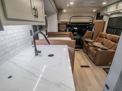 2026 Dynamax Corp Europa - Photo 3