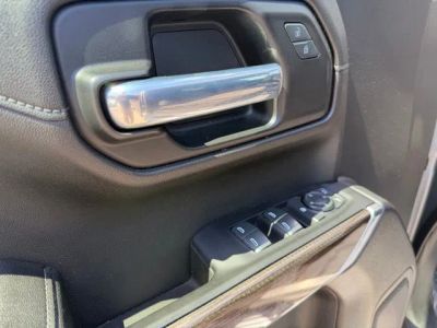 2022 Chevrolet Silverado 1500 LTD — photo 17 view