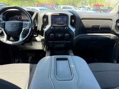 2022 Chevrolet Silverado 1500 LTD — photo 13 view