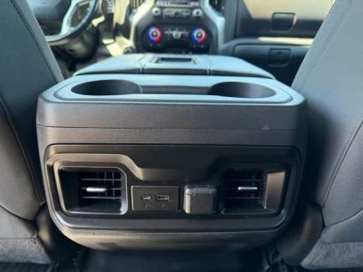2022 Chevrolet Silverado 1500 LTD — photo 12 view