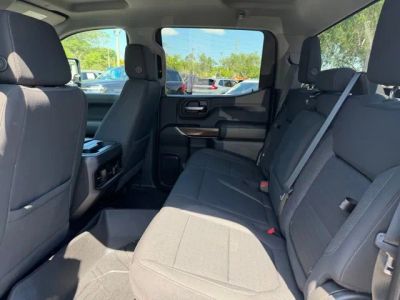 2022 Chevrolet Silverado 1500 LTD — photo 11 view