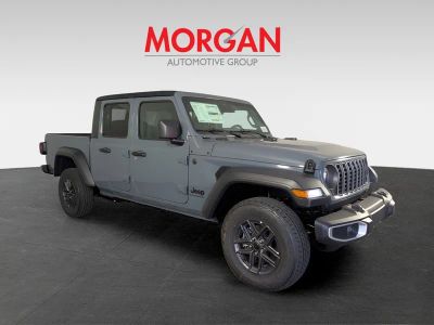 2026 Jeep Gladiator — side profile view