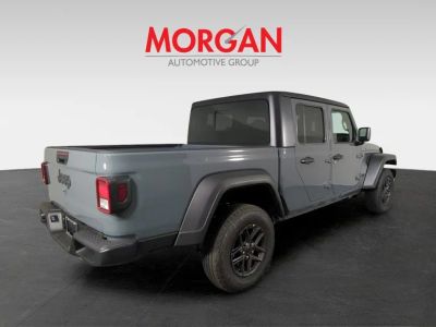 2026 Jeep Gladiator — detail view