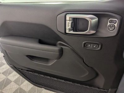 2026 Jeep Gladiator — photo 26 view